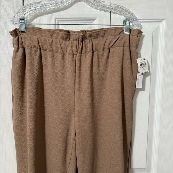 Bar III Trendy Plus Size Paperbag-Waist Jogger Dress Pants Warm Ginger 1X NWT - Picture 5 of 11
